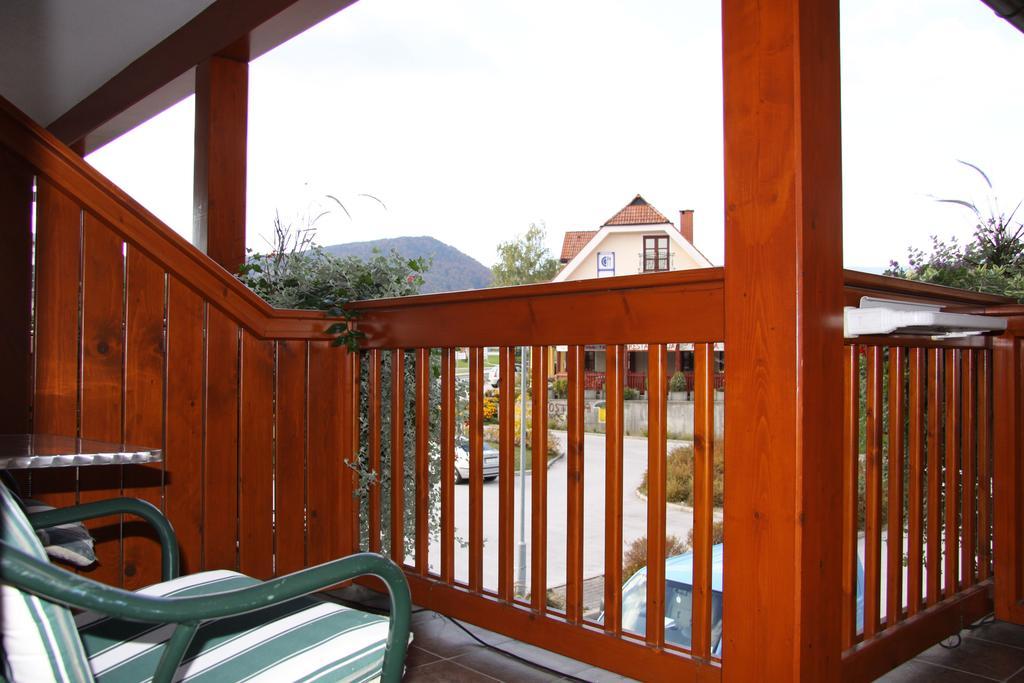 Garni Hotel Zvon Zreče Exteriör bild